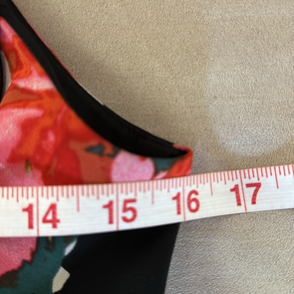 GUESS. Floral, Sleeveless Mini Dress. Vivid colors. Size 6. Zipper Closu… - Picture 10 of 11